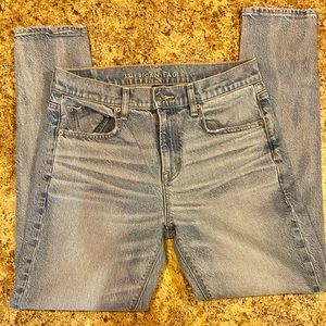 American Eagle 90's Skinny Jeans NWOT
size 8 regular